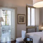 L'angolo Di Casa Verrua 아파트 *