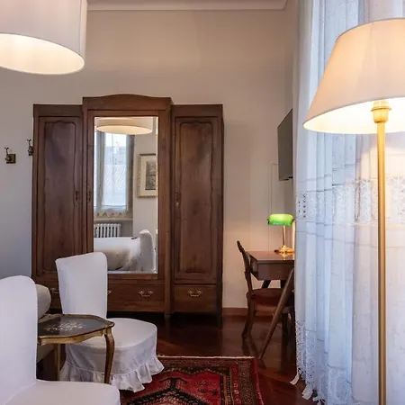 아파트 L'angolo Di Casa Verrua