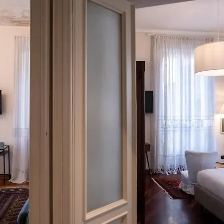 L'angolo Di Casa Verrua 아파트 토리노